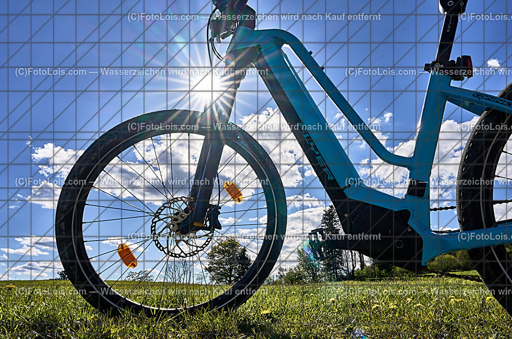 ALP4680_Ortbauer-Kraxenberg_Mountainbike | (C)FotoLois.com, Alois Spandl. Mountainbike beim Ortbauer am Kraxenberg, die Schagerls aus Bründl, Sa 27. April 2024.