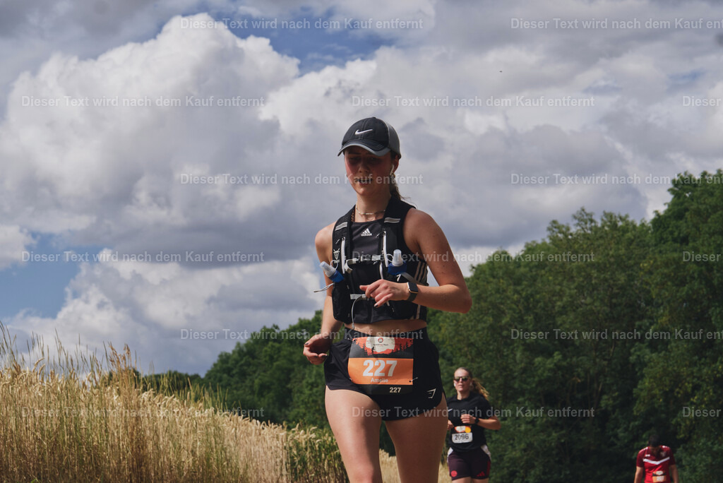 cineathletes-2025-07-12-11-22-5 | Sportfotografie rund um Obstacle Course Racing und Trail Run - Realisiert mit Pictrs.com