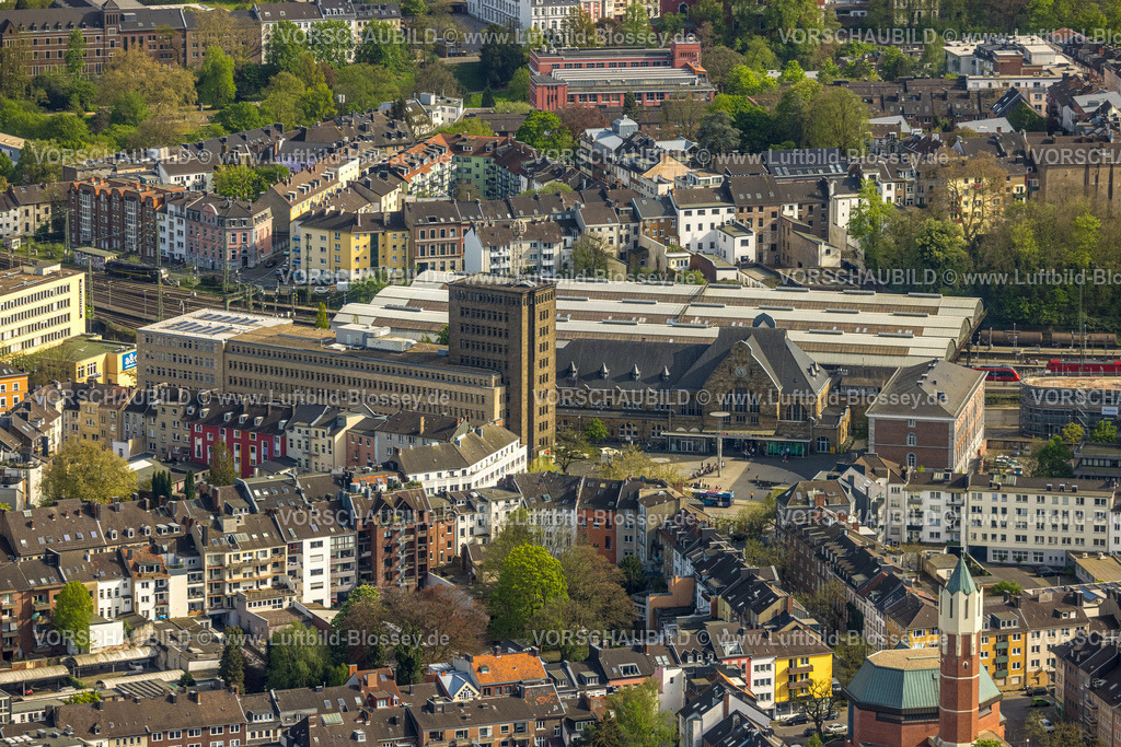Aachen240403535 | Luftbild, Hauptgebäude Hauptbahnhof Aachen Hbf, Deutsche Bahn AG, Verwaltungsgebäude Bahnhofsplatz, Wohngebiet Mehrfamilienhäuser, Marschiertor, Aachen, Rheinland, Nordrhein-Westfalen, Deutschland