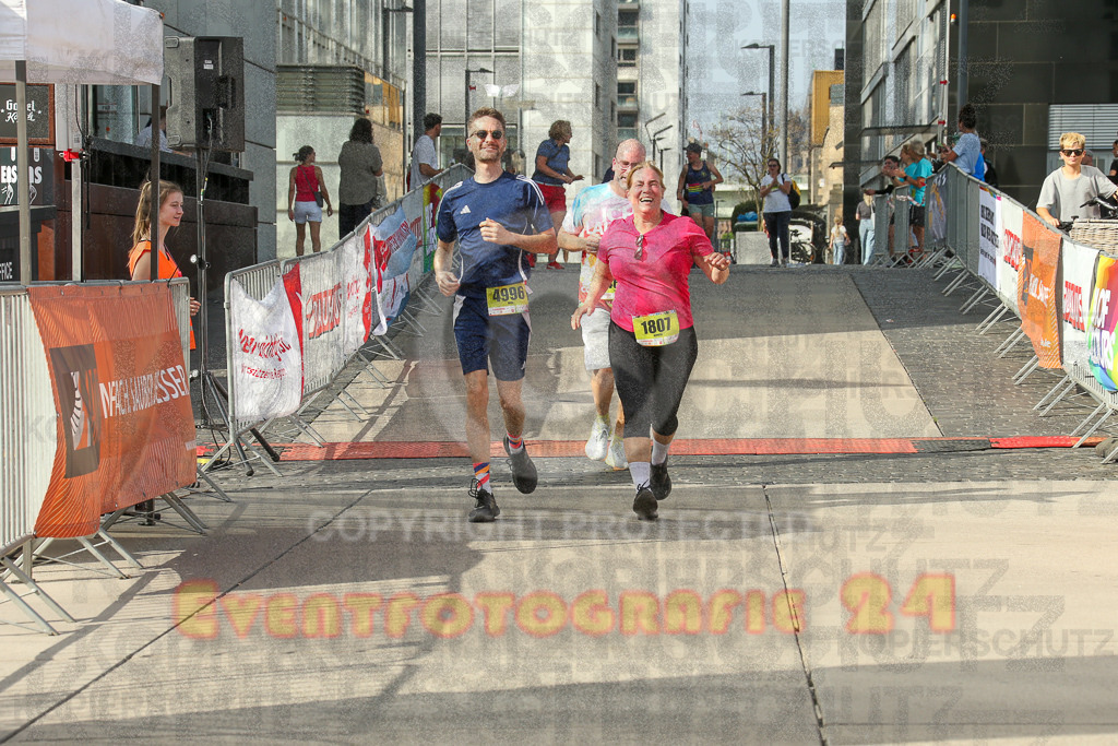 250920_1547_EX1_0664 | Sportfotografie im Rhein-Sieg Kreis, Köln, Bonn, NRW, Rheinland Pfalz, Hessen, etc. Unser Tätigkeitsfeld umfasst den Laufsport vom Volkslauf über den Marathon, Duathlon, Triathon bis zum Ultralauf wie Kölnpfad Ultra oder Schindertrail.
