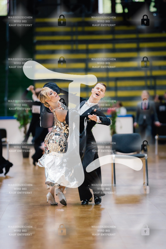 Hessen Tanzt WDSF International Open Standard 3rd (29) Romans Dobrecovs _ Violetta Levchenko (Latvia)-2025-05-17-9733 | Webshop for digital downloads and prints of dance sport, event & show photographer Julian Link - Realisiert mit Pictrs.com