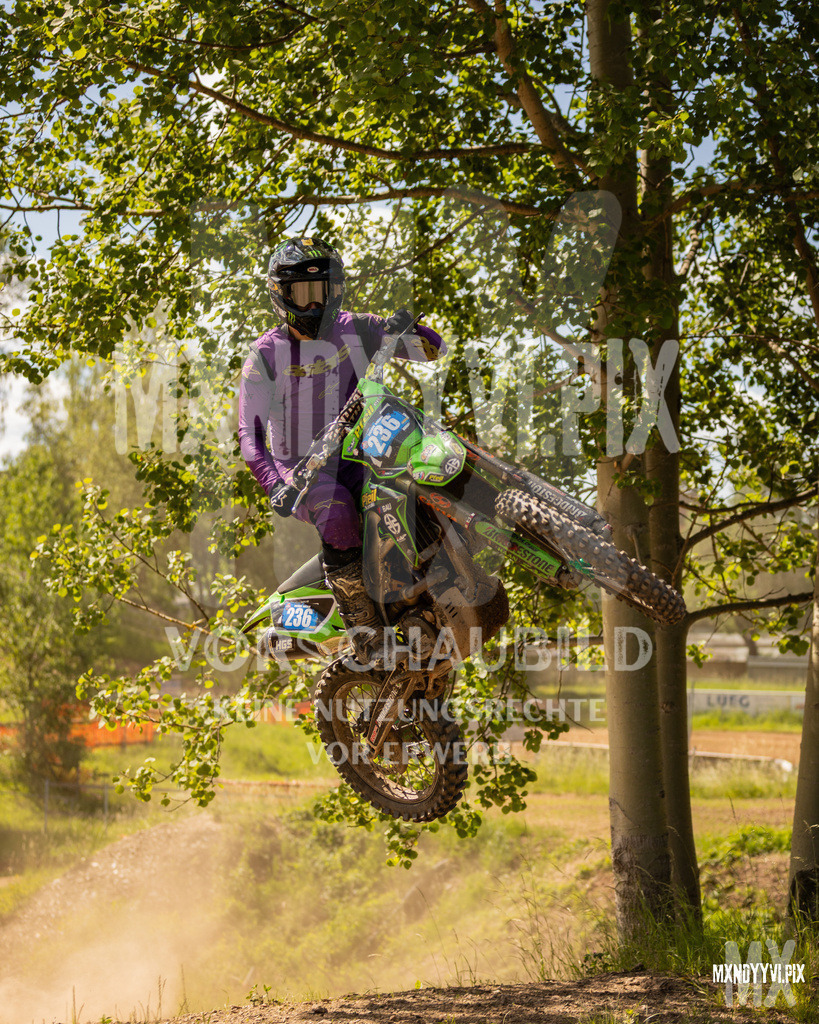 866A1041 | mxndyyvipix