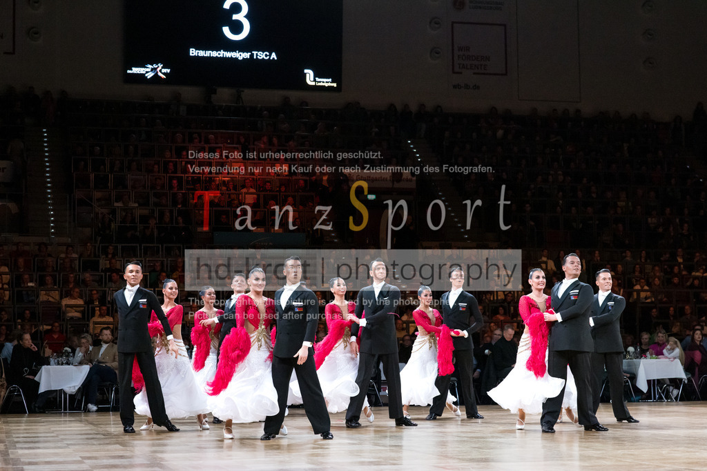 20241109_DM-Formationen_5278 | Tanzsportbilder, Standardtanz, Lateintanz, WDSF, DTV, LTVB, dancecomp, goc, hessen tanzt, blaues band der spree, walzer, tango, wiener walzer, slowfox, quickstepp, samba, rumba, cha-cha-cha, paso doble. jive, hd-kroft photography, turniertanzsport