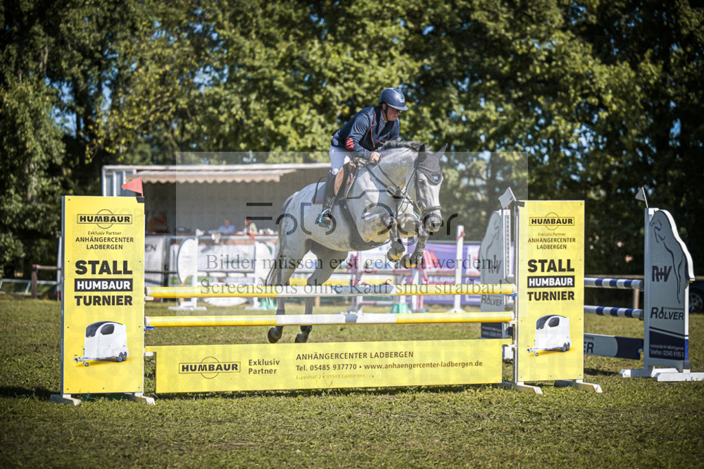 DOS_0522 | Entdecke hochwertige Reitturnierfotos von Foto Oger. Professionell, emotional und authentisch – jetzt Lieblingsmomente im Shop bestellen.Deutschlandweite Turnierfotografie. - Realisiert mit Pictrs.com