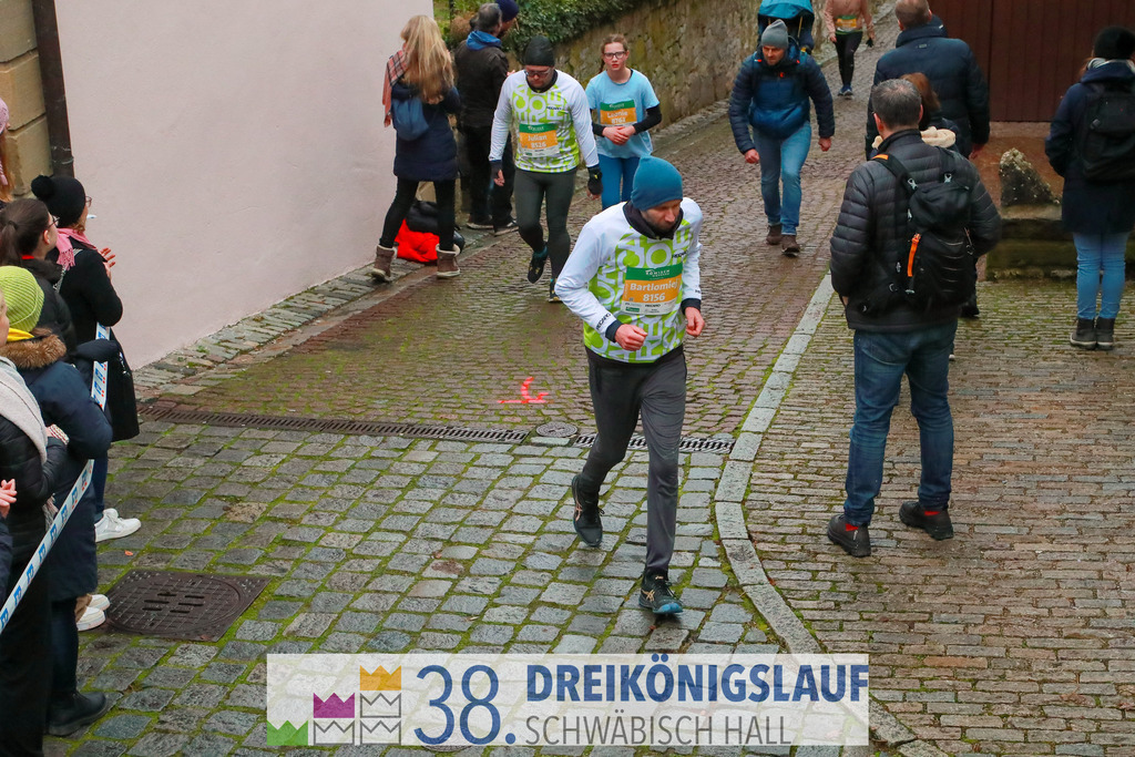 5km Roewisch Wohnbau Cup | 3 Koenigslauf 2024 5km Roewisch Wohnbau Cup - Realisiert mit Pictrs.com