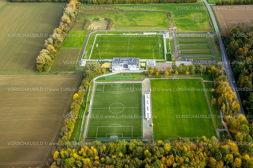 Hamm221012280 | Luftbild, Neubau Sportplatz mit Tribünen sowie Vereinsgebäude mit Sport-Kindertagesstätte, An der Lohschule, Rhynern, Hamm, Ruhrgebiet, Nordrhein-Westfalen, Deutschland