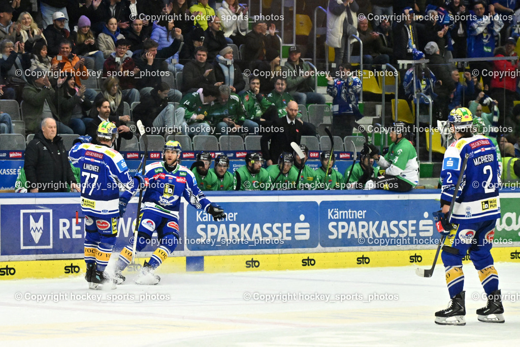 EC IDM WÄRMEPUMPEN VSV vs. Olimpija Ljubljana | Jubel EC VSV, #77 Philipp Lindner EC VSV, #26 Guus van Nes EC VSV, #2 Dylan MacPherson EC VSV, EC IDM WÄRMEPUMPEN VSV vs. Olimpija Ljubljana, EC IDM WÄRMEPUMPEN VSV vs. Olimpija Ljubljana am 01.02.2026 in Villach (Stadthalle Villach), Austria, (Photo by Bernd Stefan)