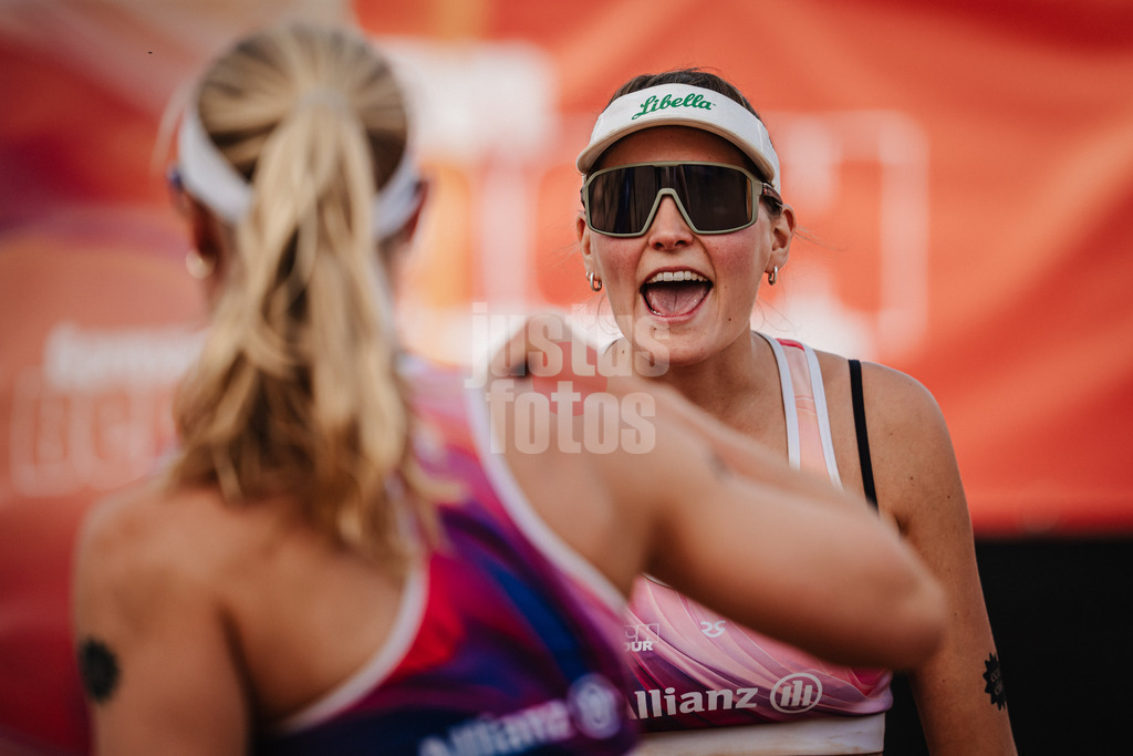 Beachvolleyball | Frauen | Allianz German Beach Tour 2025 | Tourstop München | 05.07.2025 | Sarah Schulz jubelt
