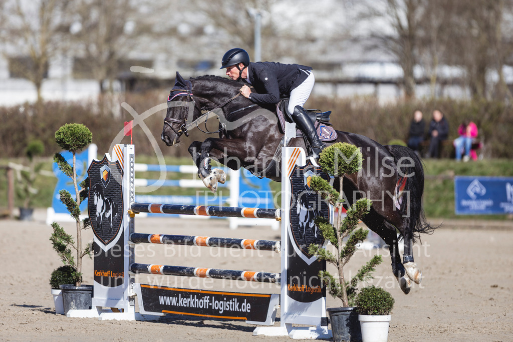 260402_Fruehlingsfest_M1-Spr-757 | Deine schönsten Turniermomente als professionelle Fotos! Entdecke hochwertige Pferdesport-Fotografie im Online-Shop. Jetzt Fotos finden & bestellen!