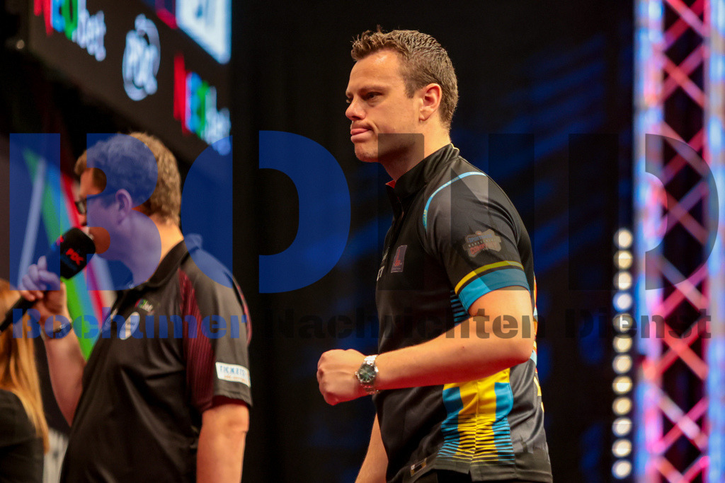 PDC European Darts Open 2024 | {headline}(Foto: Sebastian Sendlak / BOND) - Realisiert mit Pictrs.com