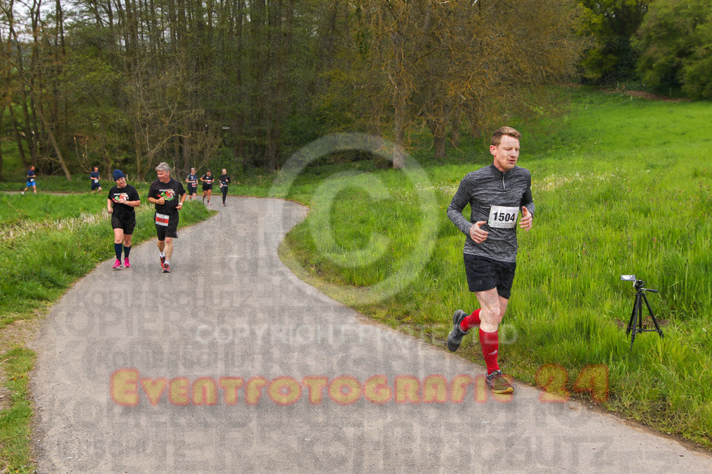 220501_1019_EV8_0497 | Sportfotografie im Rhein-Sieg Kreis, Köln, Bonn, NRW, Rheinland Pfalz, Hessen, etc. Unser Tätigkeitsfeld umfasst den Laufsport vom Volkslauf über den Marathon, Duathlon, Triathon bis zum Ultralauf wie Kölnpfad Ultra oder Schindertrail.