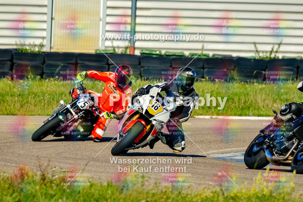 016-1474 | Hier findet Ihr Bilder von Touristenfahrten auf der Nürburgring Nordschleife oder von anderen Veranstaltungen die ich besucht habe. Viel Spass beim Durch Schauen 