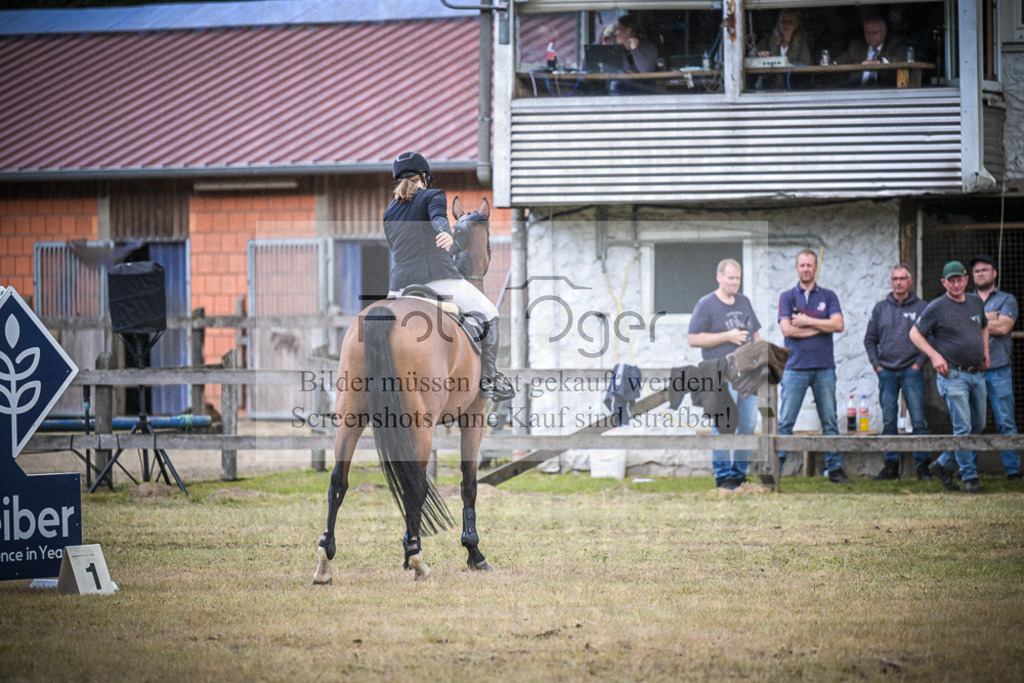 DOS_0167 | Entdecke hochwertige Reitturnierfotos von Foto Oger. Professionell, emotional und authentisch – jetzt Lieblingsmomente im Shop bestellen.Deutschlandweite Turnierfotografie. - Realisiert mit Pictrs.com