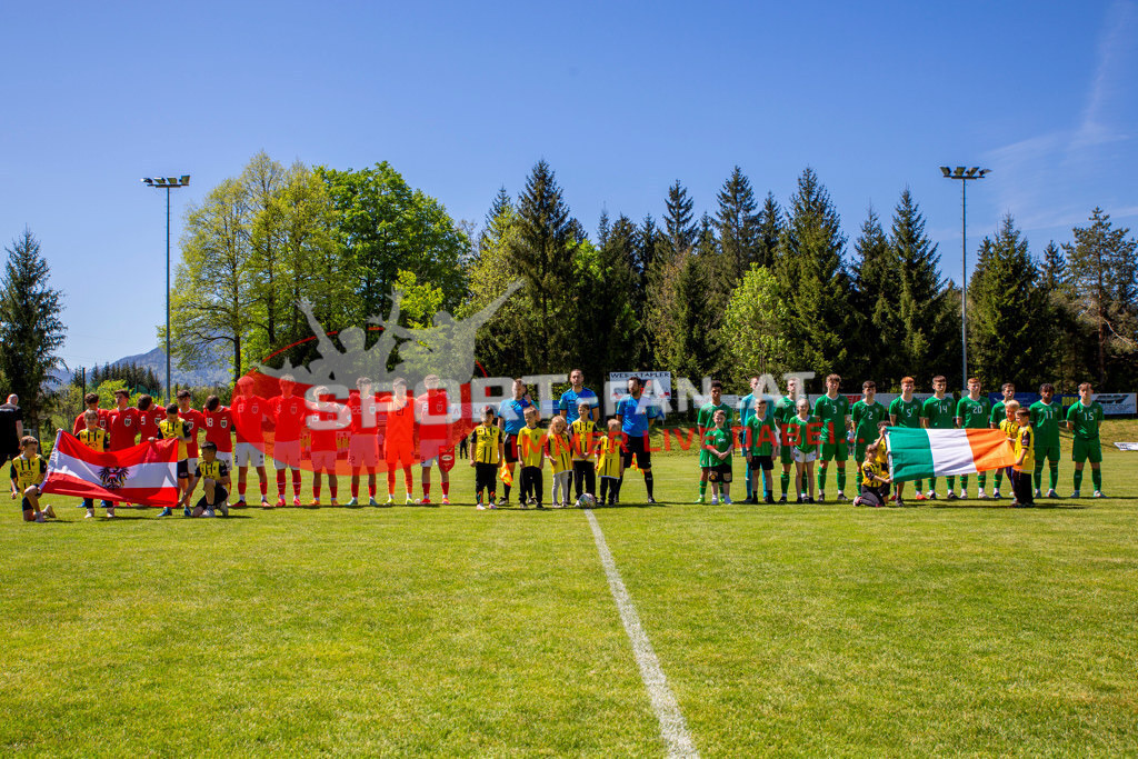 Fußball Halbfinale | Fußball Halbfinale, Irland U15 - Österreich U15 am 29.04.2024 in Arnoldstein (Sportplatz), Austria, (Photo by Ernst Krawagner sport-fan.at) - Realisiert mit Pictrs.com