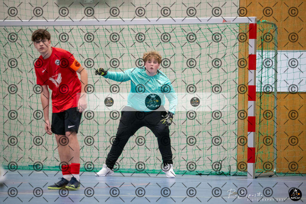 20241123_FCR-Hallenturnier-C_1_023 | Sport und Naturfotografie von Roberto Esposito zeigt echte Momente Bewegung und die Schönheit der Natur. Ausdrucksstarke Bilder schaffen Emotionen.