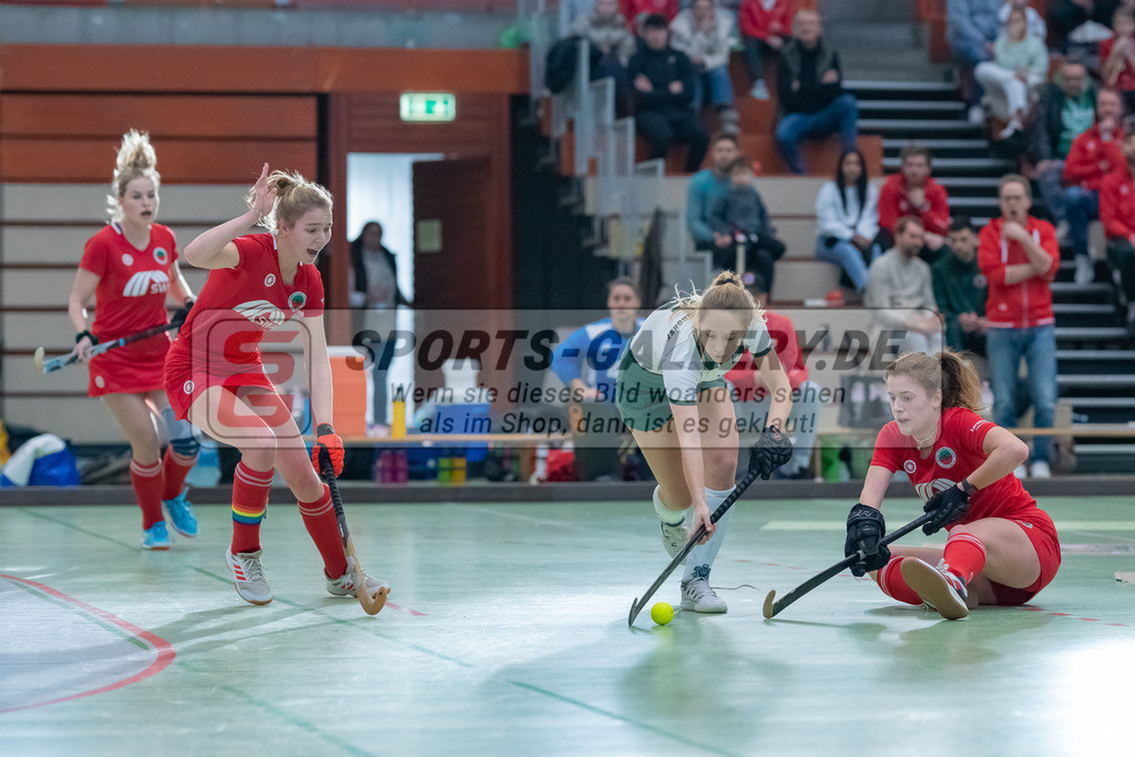 HK_20230108_102569 | 1. Bundesliga ( Halle ) Damen Crefelder HTC - Uhlenhorst Mülheim am 8.1.2023 Crefelder HTC  ( CHTC ), Krefeld , Jule Hufer ( Crefelder HTC #10 )