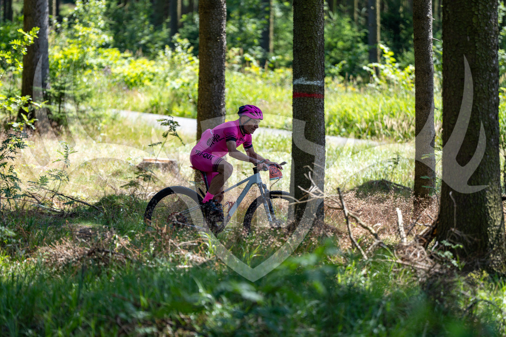 _DSC5189 | Fotogalerie der Treibjagd im Dunkelwald - Dein MTB Etappenrennen im Erzgebirge - Realisiert mit Pictrs.com