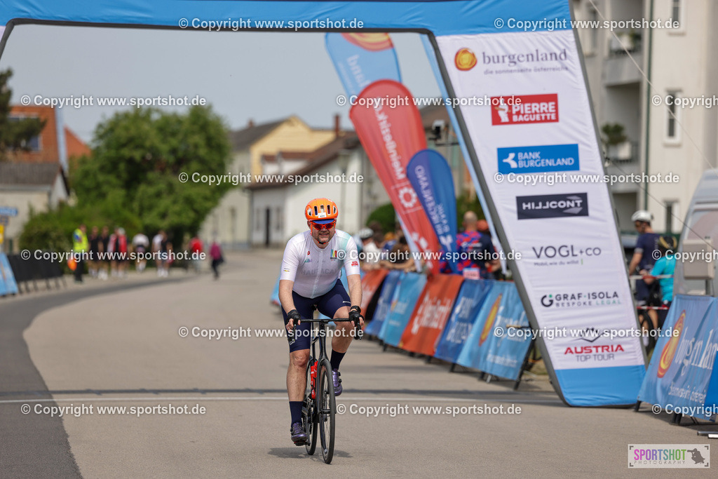 VJ__9359 | Neusiedlersee Radmarathon 2026@sportshot_your_pictrs #yourpictures#roadtowm2029 #nrm #neusiedlerseeradmarathon #neusiedlersee #neusiedlerseetourismus #burgenland #mörbisch #nrm26 #burgenlandtourismus #voglundco #poweredbyburgenlandtourismus #radsport #rad #marathon #ucigranfondo #visitburgenland #ucigranfondoworldseries