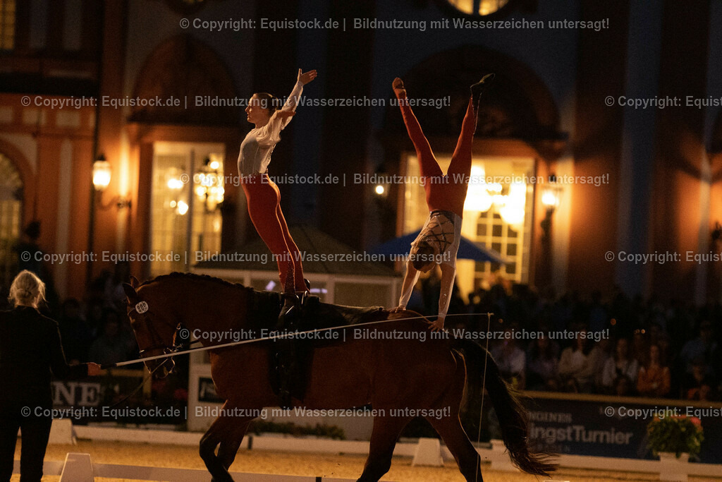 20230527_Voltigieren_NASPA_Flutlicht_0787 | equistock