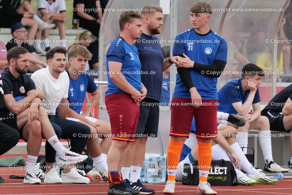 Fußball : Testspiel : SuS 09 Dinslaken - Schalke 04 U 19 am 25.07.2024 | Foto : Jochen Emde / www.kameradabei.de - Realisiert mit Pictrs.com