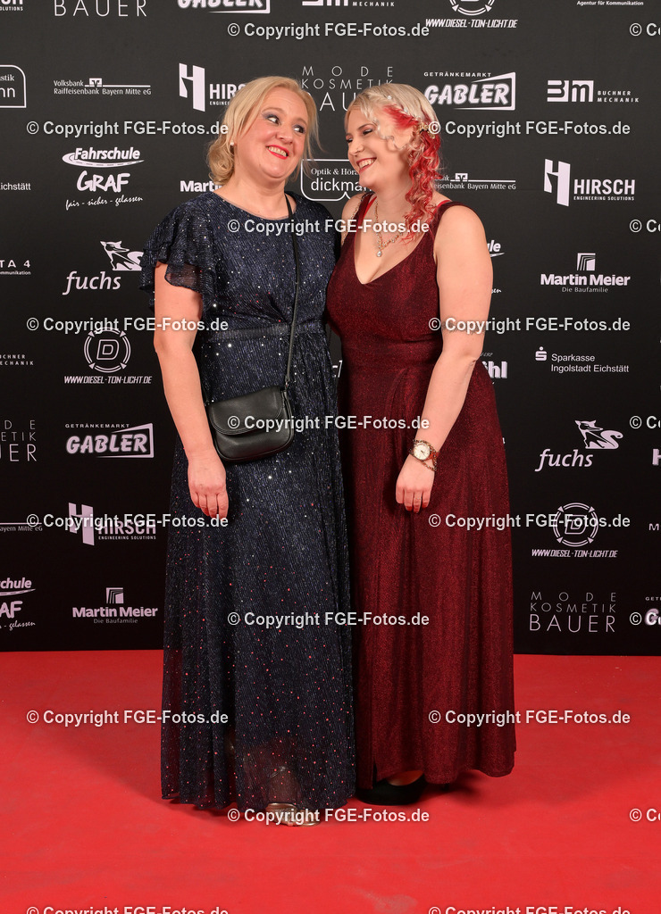 20240114-fge-fotos-0354 | Eröffnungsball der FGE am 14.01.2024 im Alten Stadttheater in Eichstätt. - Realisiert mit Pictrs.com