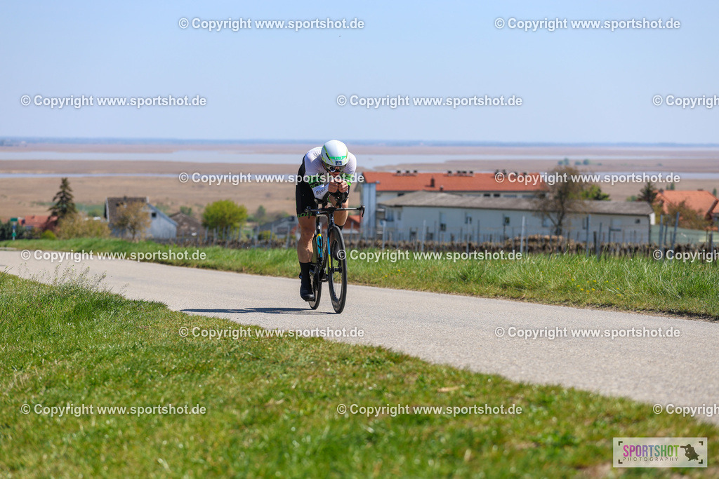 Neusiedlersee Radmarathon 2026 | @sportshot_your_pictrs #yourpictures#roadtowm2029 #nrm #neusiedlerseeradmarathon #neusiedlersee #neusiedlerseetourismus #burgenland #mörbisch #nrm26 #burgenlandtourismus #voglundco #poweredbyburgenlandtourismus #radsport #rad #marathon #ucigranfondo #visitburgenland #ucigranfondoworldseries
