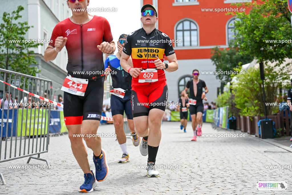 SZI_9049 | Stadttriathlon Erding 2025. #yourpictrs #sportshot_your_pictrs @Sportshotphotography #stadttriathlonerding Copyright: www.sportshot.de