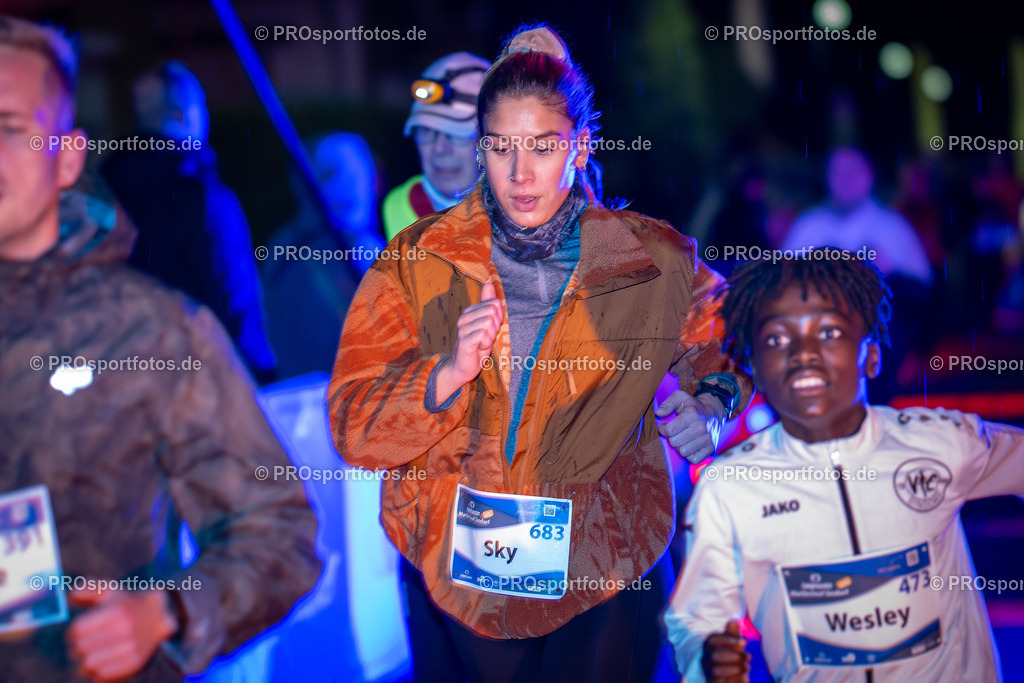 Martinslauf Sindorf 2023 in Kerpen-Sindorf, 09.11.2023 | Impressionen vom Martinslauf Sindorf 2023 am 09.11.2023 in Kerpen-Sindorf (Nordrhein-Westfalen).