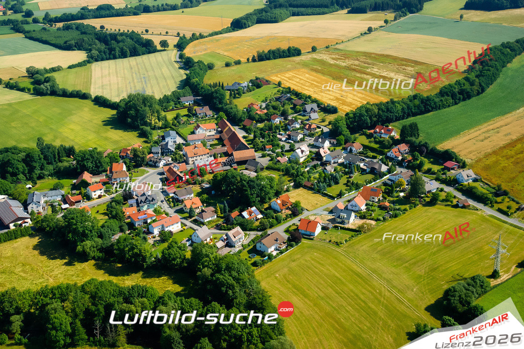 Die Luftaufnahme der Stadt Stockheim wurde vom UL-Flugzeug heraus erstellt ( keine Drohne )- hohe Auflösung für beste Qualität