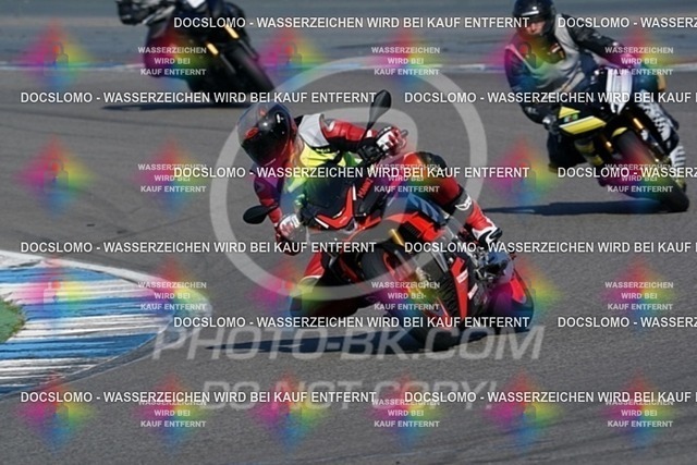 2022_05_09_PBK_12698 | Sportfotografie; SlowMotion; Video; Rennstrecke; Hafeneger; Speer; Racing; RSE; BMW; CBO; Trackday; Motorsportarena; Hockenheimring; Brno; Most; Barcelona; Valencia