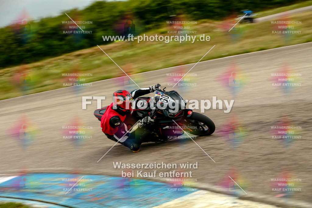 Chambley Juli-1402 | Hier findet Ihr Bilder von Touristenfahrten auf der Nürburgring Nordschleife oder von anderen Veranstaltungen die ich besucht habe. Viel Spass beim Durch Schauen 