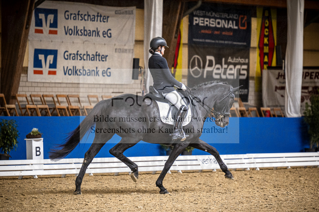 DOS_2749 | Entdecke hochwertige Reitturnierfotos von Foto Oger. Professionell, emotional und authentisch – jetzt Lieblingsmomente im Shop bestellen.Deutschlandweite Turnierfotografie. - Realisiert mit Pictrs.com