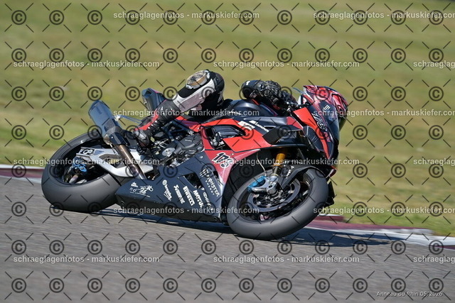 26BT02-0177 | markuskiefer.com - Realisiert mit Pictrs.com