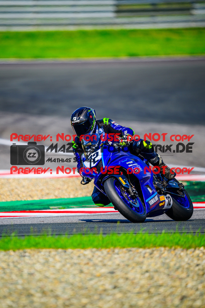 MaZZes_FotoMatrix_240601_6007705_2401 | R7