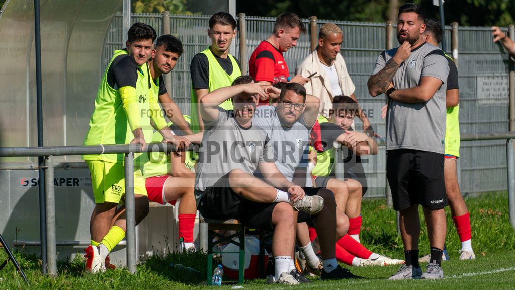 _PIM0894 | www.omgpictures.de, Sportfotograf, Verein, Fotograf, Baden Württemberg, Stuttgart, Heilbronn, omgpictures, Spieltag,  - Realisiert mit Pictrs.com
