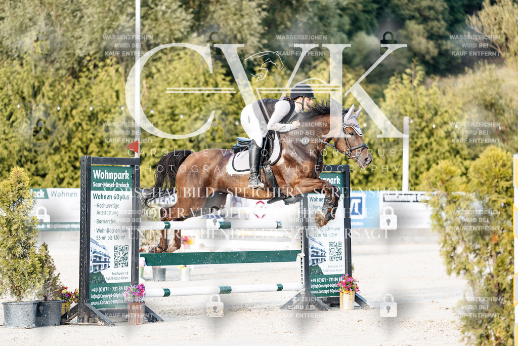 CK900847 | Turnierfotografie Pferdefotografie Trier Rheinland-Pfalz Pferdesport Reitsport Tierfotografie Sportfotografie Pferdevideo Pferdevideografie Equestrianvideography equestrianphotography  - Realisiert mit Pictrs.com