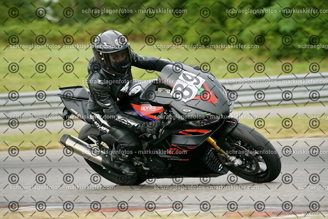 25bt05-0434 | markuskiefer.com - Realisiert mit Pictrs.com
