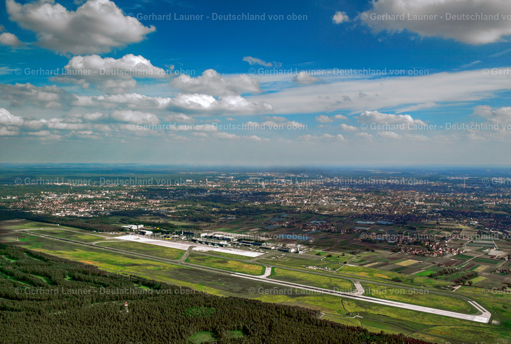 2418915 | Albrecht-Dürer-Flughafen, Nürnberg