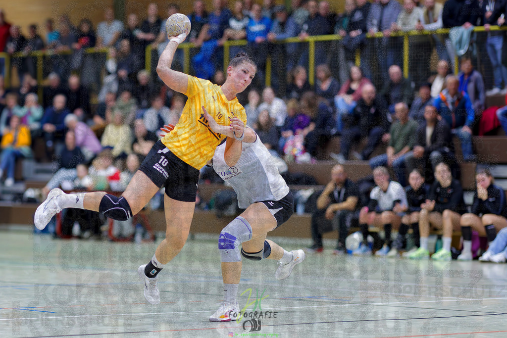 Frauen Oberliga Mitte (HHV); HSG Eibelshausen/Ewersbach - HSG Linden | Frauen Oberliga Mitte (HHV); HSG Eibelshausen/Ewersbach - HSG Linden am 15.11.2025 in Eibelshausen (Holderberghalle)Photo © 2025 - Jörg Heinrich - Realisiert mit Pictrs.com