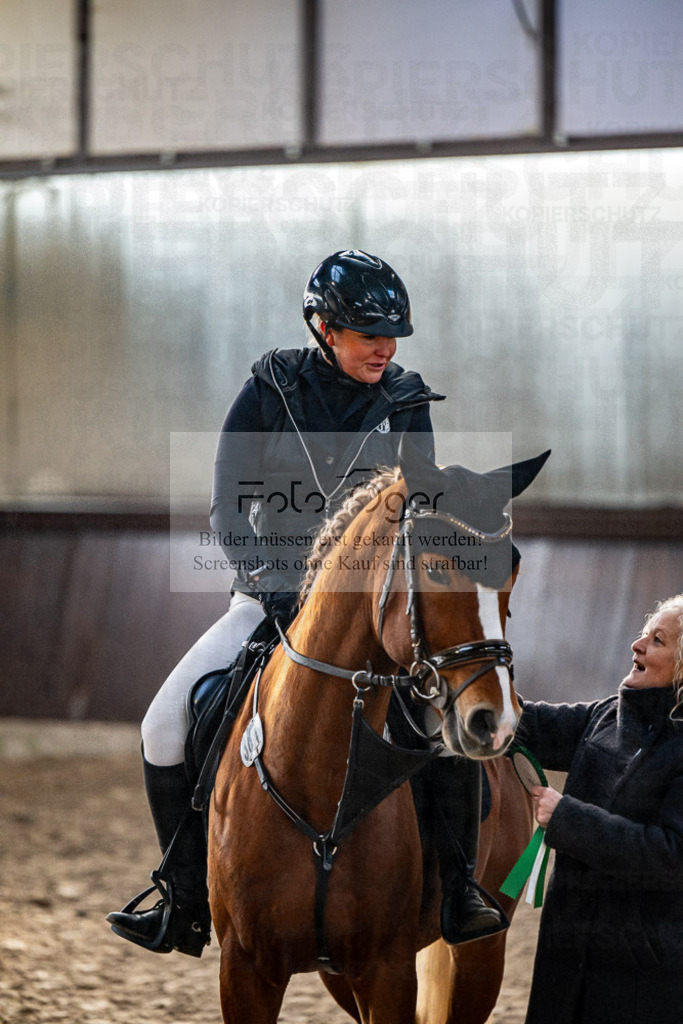 20240308-DOS_2780 | Entdecke hochwertige Reitturnierfotos von Foto Oger. Professionell, emotional und authentisch – jetzt Lieblingsmomente im Shop bestellen.Deutschlandweite Turnierfotografie. - Realisiert mit Pictrs.com