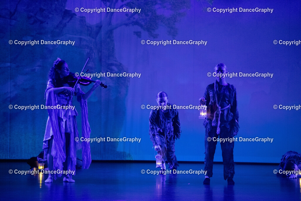 GPHY1454 | DanceGraphy - Realisiert mit Pictrs.com