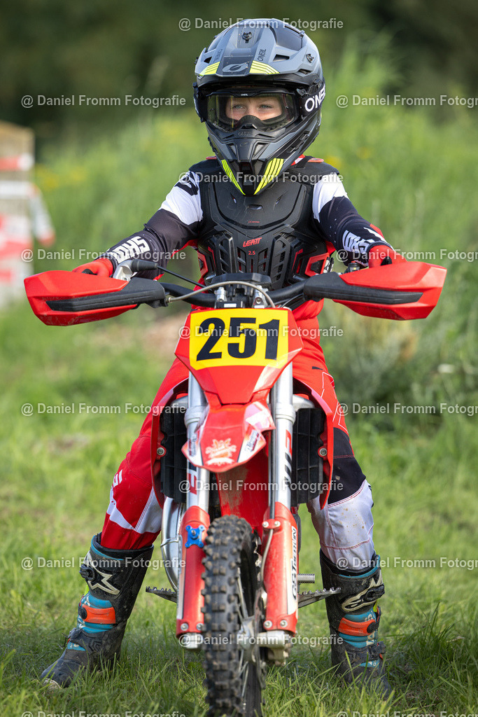 0V8A1245 | DanielFrommFotografie - Realisiert mit Pictrs.com