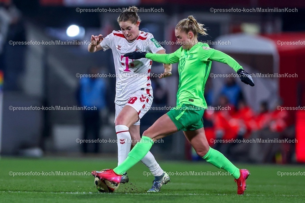 Koe07022501019 | 07.02.2025, Frauen Fußball, 1. FC Köln - VfL Wolfsburg, 1. Fußball Bundesliga, Franz-Kremer-Stadion, Saison 2024 2025: Taylor Ziemer (1. FC Köln #18) im Zweikampf gegen Camilla Küver (VfL Wolfsburg #16)DFB regulations prohibit any use of photographs as image sequences and or quasi-video.