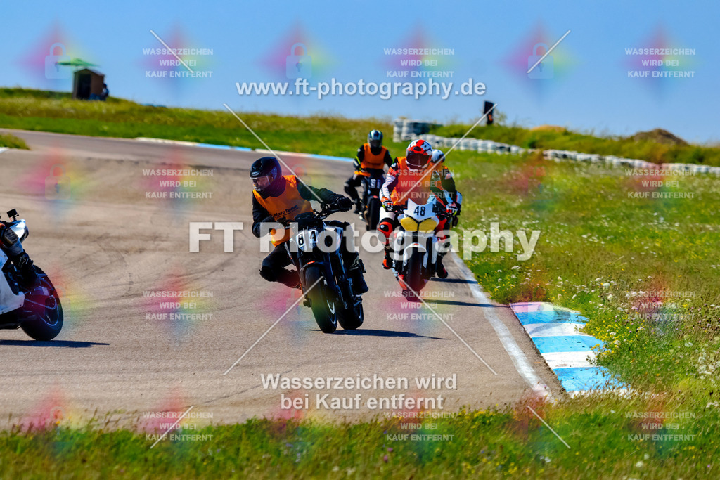 084-3909 | Hier findet Ihr Bilder von Touristenfahrten auf der Nürburgring Nordschleife oder von anderen Veranstaltungen die ich besucht habe. Viel Spass beim Durch Schauen 