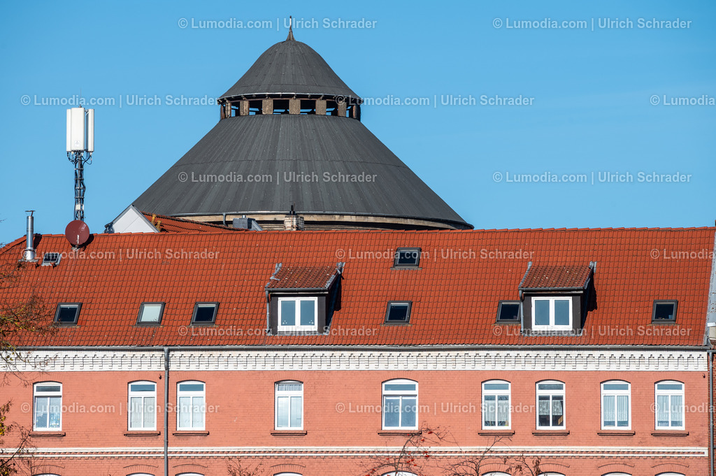 10049-13843 - Wasserturm in Halberstadt | Stockfoto und Bilderpool mit Bildmaterial aus Deutschland, dem Harz, Halberstadt, Quedlinburg, Wernigerode und weltweit. Qualitativ hochwertige und professionelle Fotos anschauen und kaufen. - Realisiert mit Pictrs.com