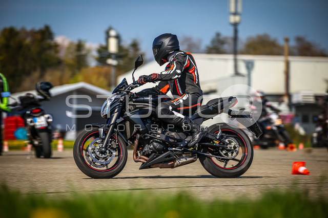 0027-260418_NOE2-025_27 | Deine Full-Service-Agentur für ✔️Videoproduktionen und ✔️Motorsportfotografie Jetzt Angebot anfragen!