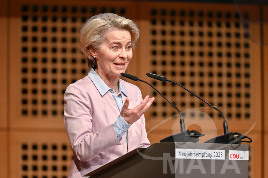 _DWI0838 | Politikerin Ursula von der Leyen beim CDU-NRW Neujahrsempfang in Düsseldorf. Düsseldorf, 28.01.2023 - Realisiert mit Pictrs.com