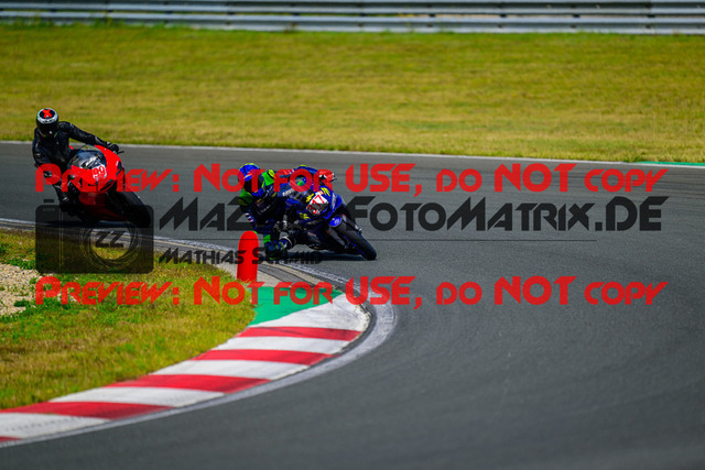 MaZZes_FotoMatrix_240725_6007705_4577 | ROT