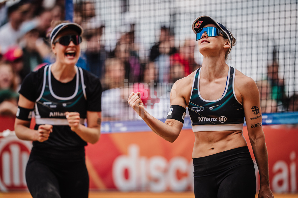 Beachvolleyball | Frauen | Allianz German Beach Tour 2025 | Tourstop Düsseldorf | 17.05.2025 | v.l. Svenja Müller und Cinja Tillmann jubeln