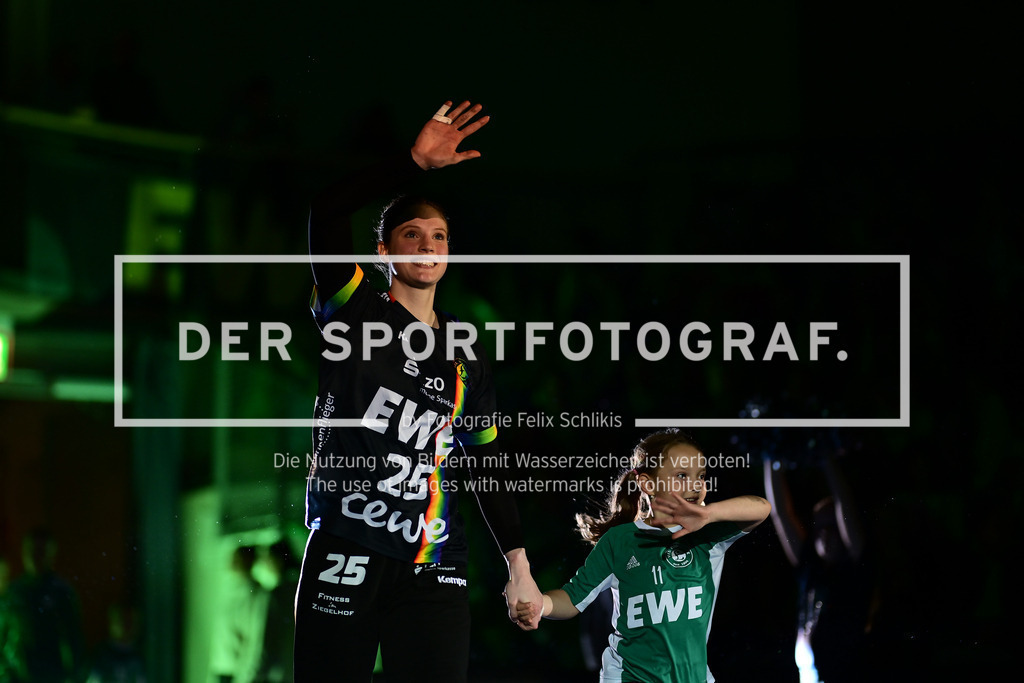 Handball I Frauen I Saison 2025-2026 I 1. HBF I 5. Spieltag I VfL Oldenburg - Buxtehuder SV I 16421 | Der Sportfotograf. - Realisiert mit Pictrs.com